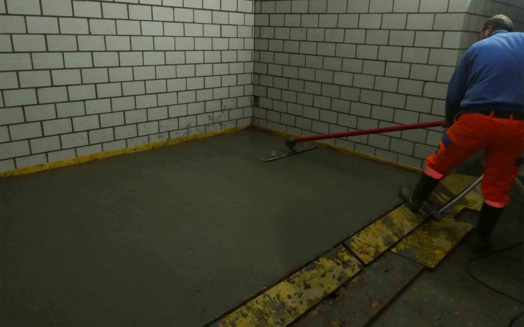 3 Der Beton wird planiert
